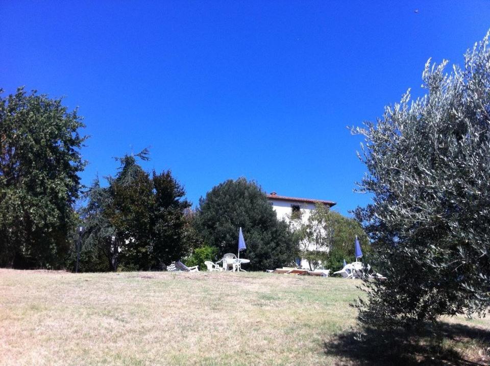 فيلا Agriturismo Il Palazzaccio Galliano المظهر الخارجي الصورة